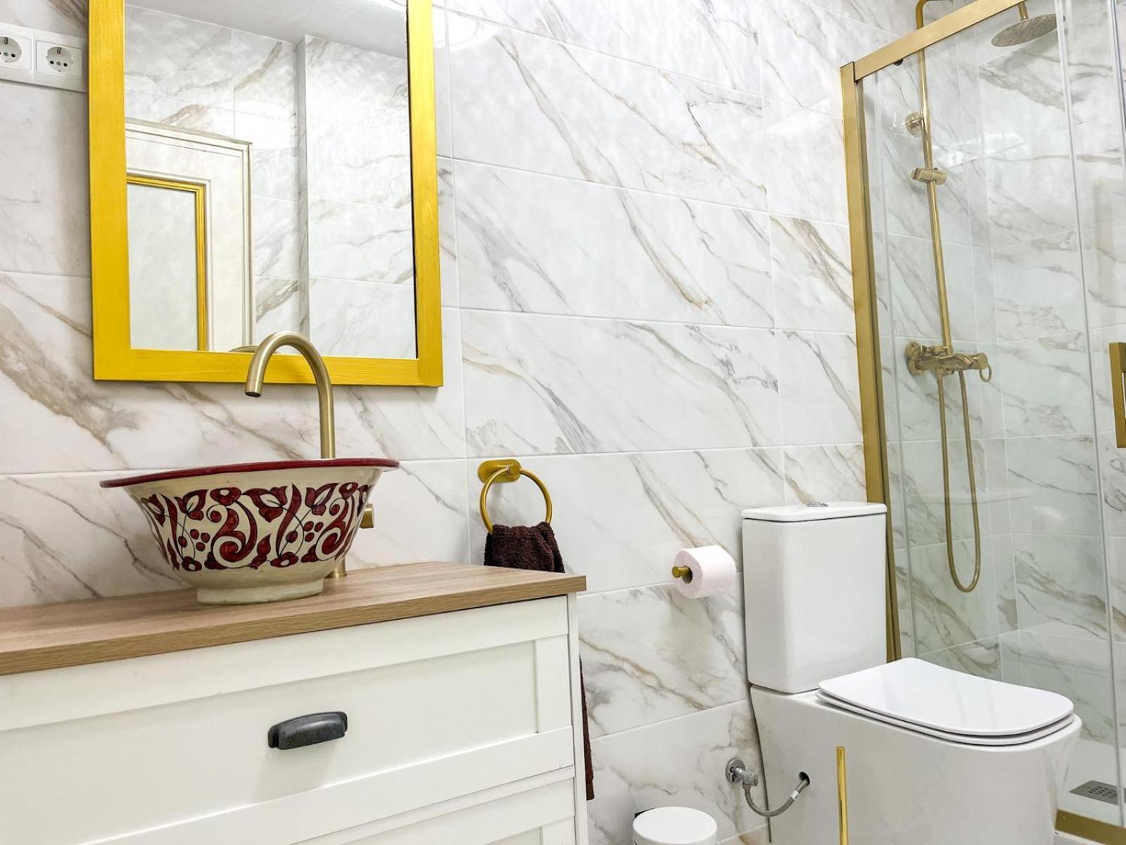 Apartamentos Loles De Cisneros Catedral Malaga Ngoại thất bức ảnh